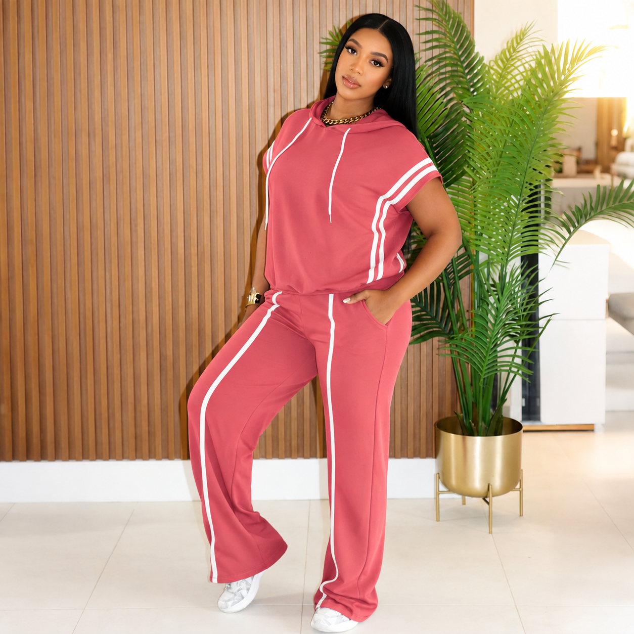 Women’s Contrast-Trim Hooded Top & Pants Set