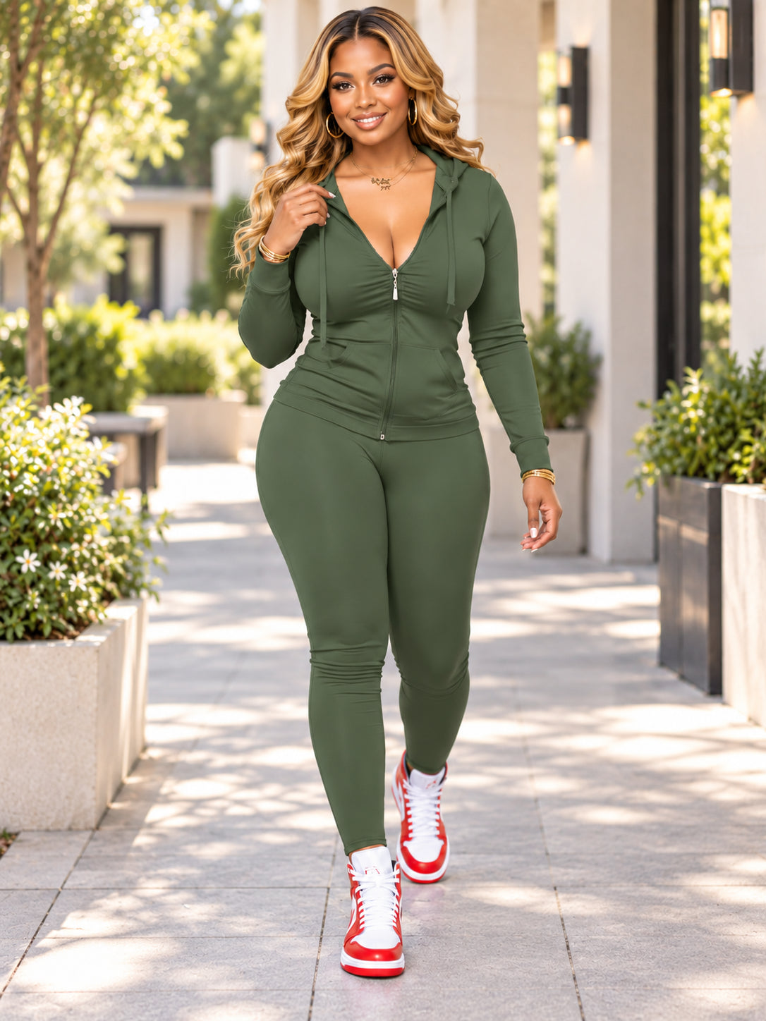 Women’s Fitted Zip-Up Hoodie & Jogger Set