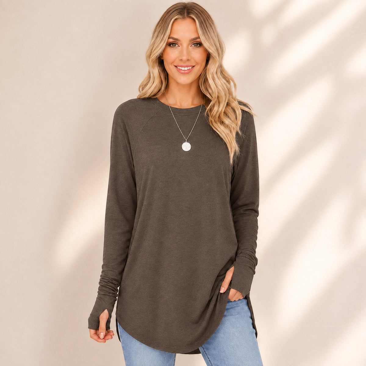 Women’s Soft Raglan Sleeve  Sweatshirt with Thumbholes