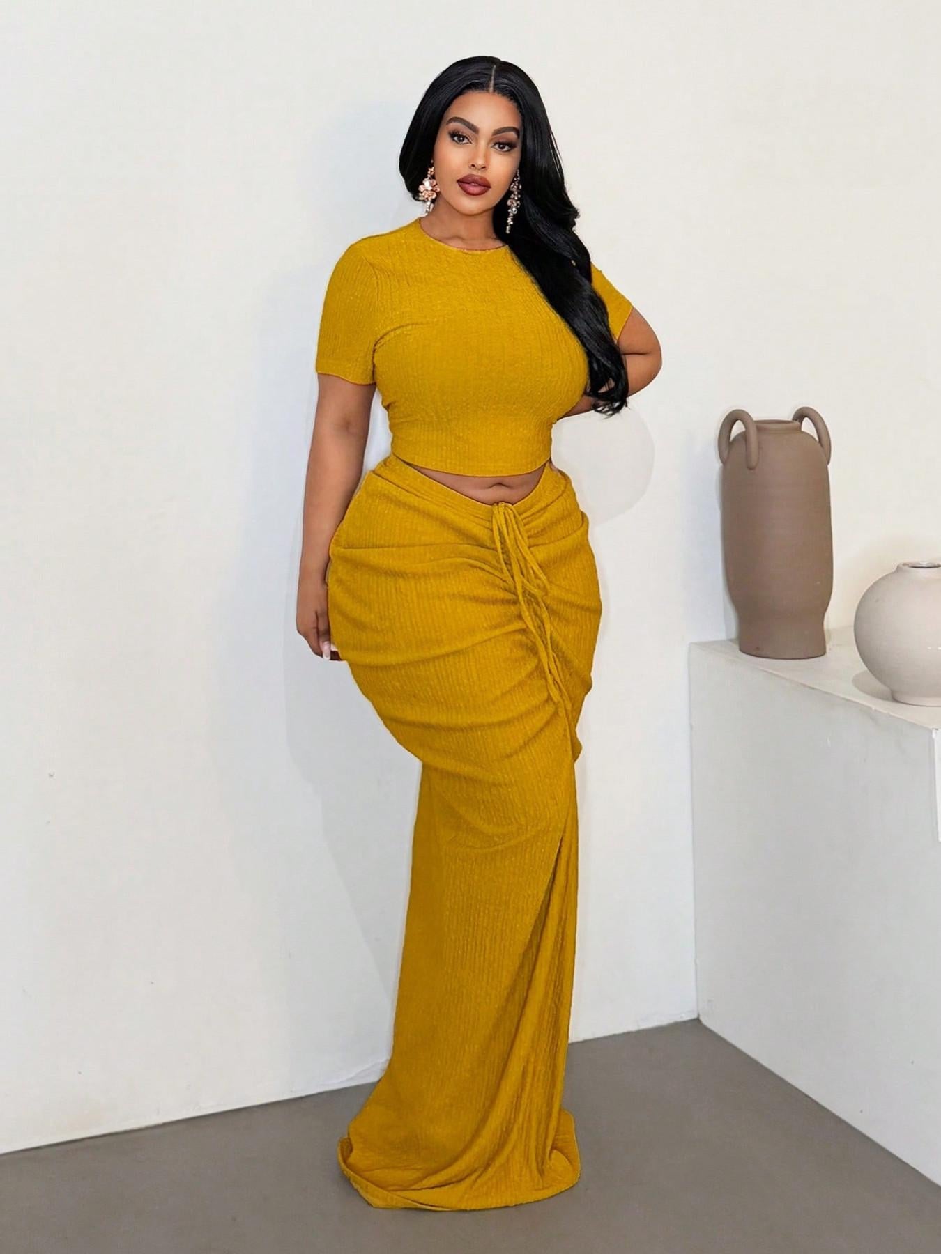 Plus Size Curve-Flattering Ruched Drawstring Crop Top & Maxi Skirt Set