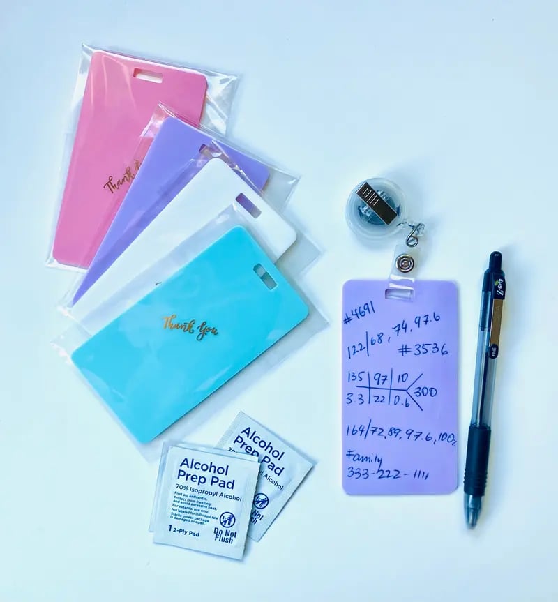 Reusable Erasable Badge Notes: Dual-Sided, Fade-Proof Nursing Pocket Notepad! 🩺✨