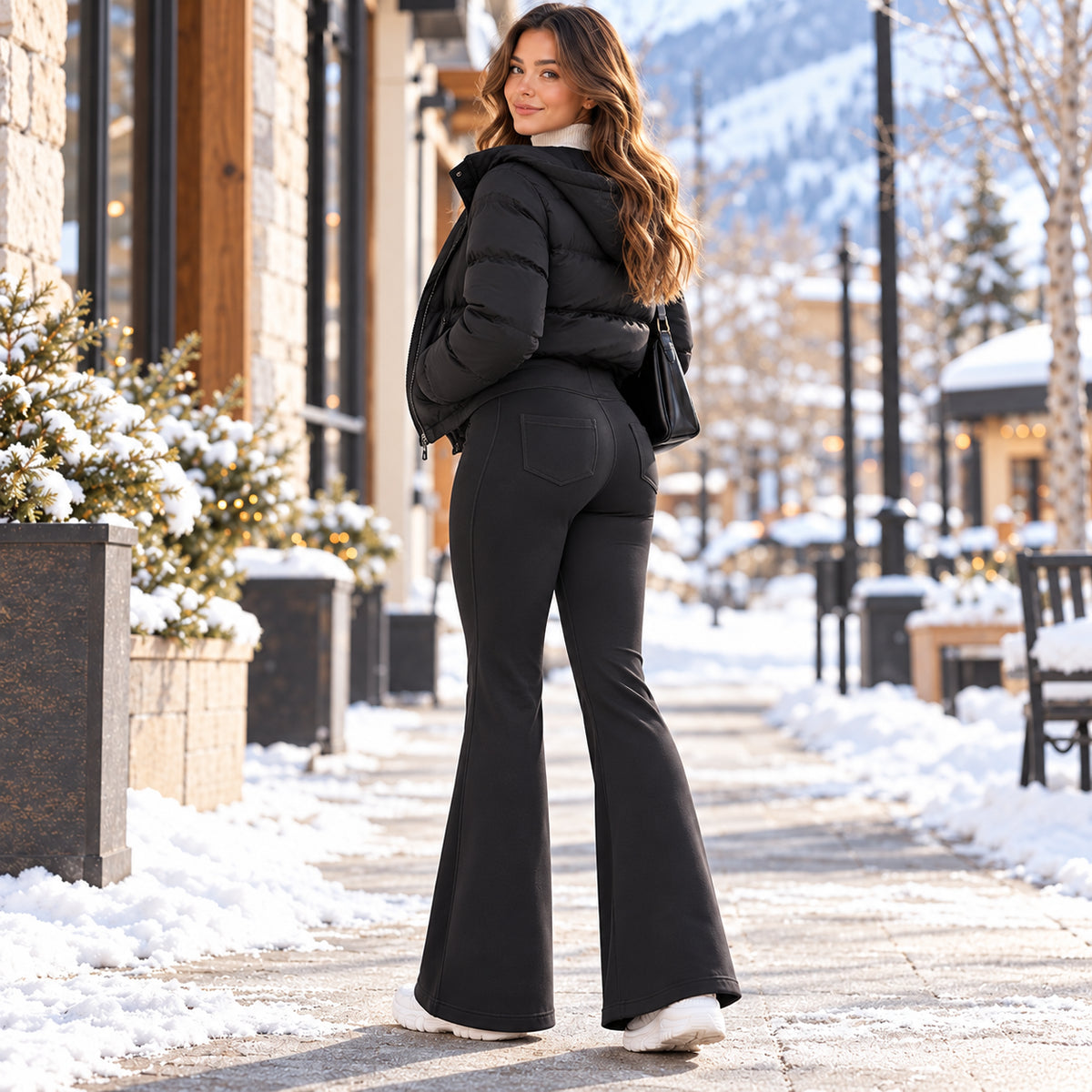 Women's Fleece-Lined High-Waisted Flare Leggings with Pockets