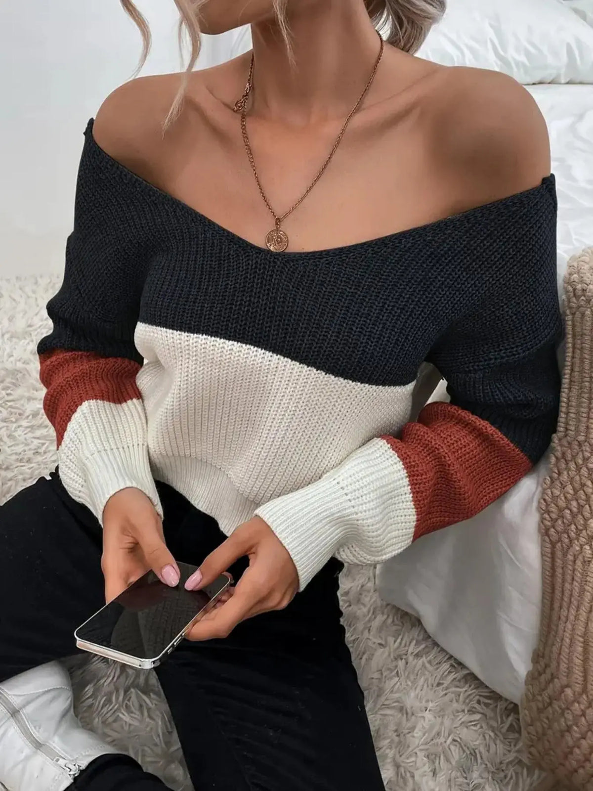 Women's Color Block Off-Shoulder Bow Back Knit Sweater