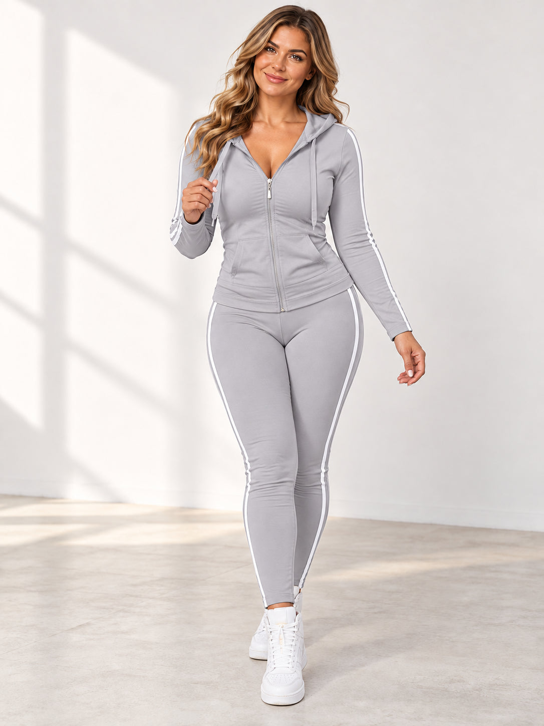Women’s Ultimate Comfort 2-Piece Tracksuit Set