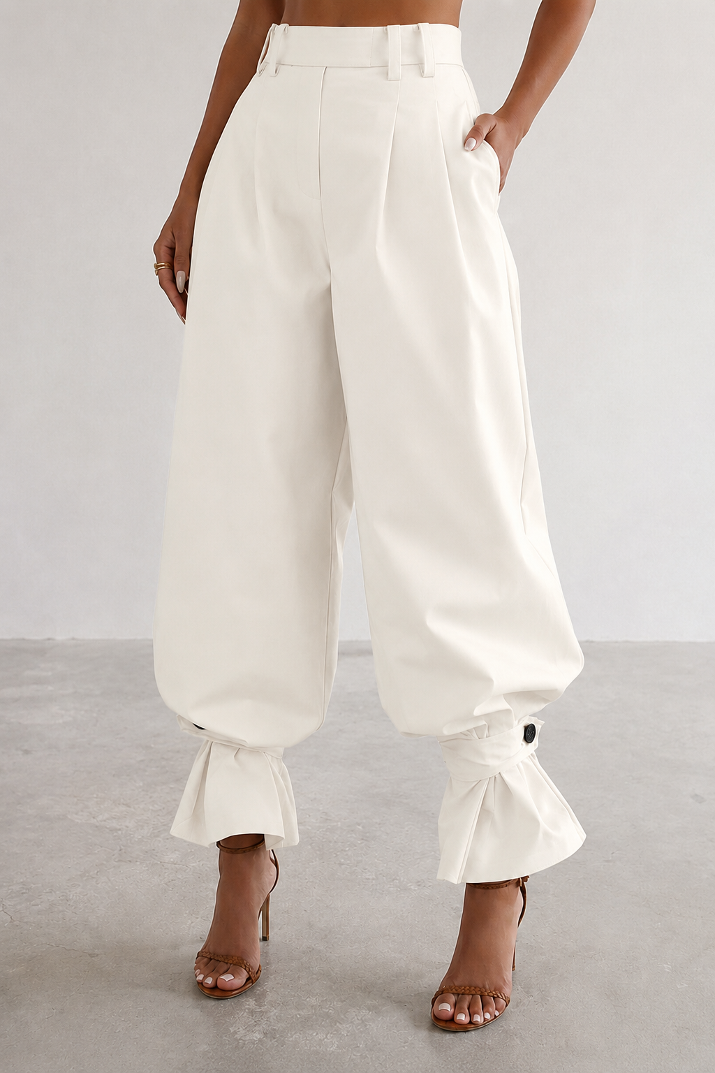 🤍Fashion women's High-Waisted Pleated Lantern Pants