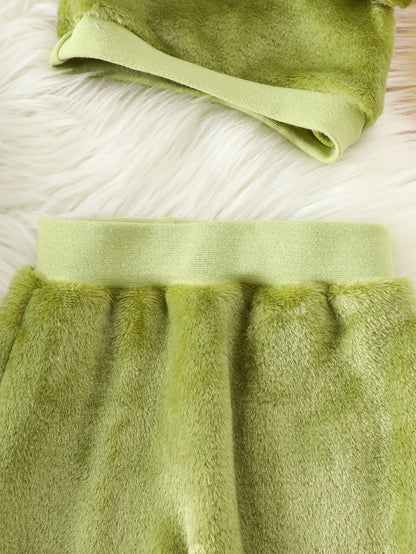 Baby’s Cozy Holiday Costume Set