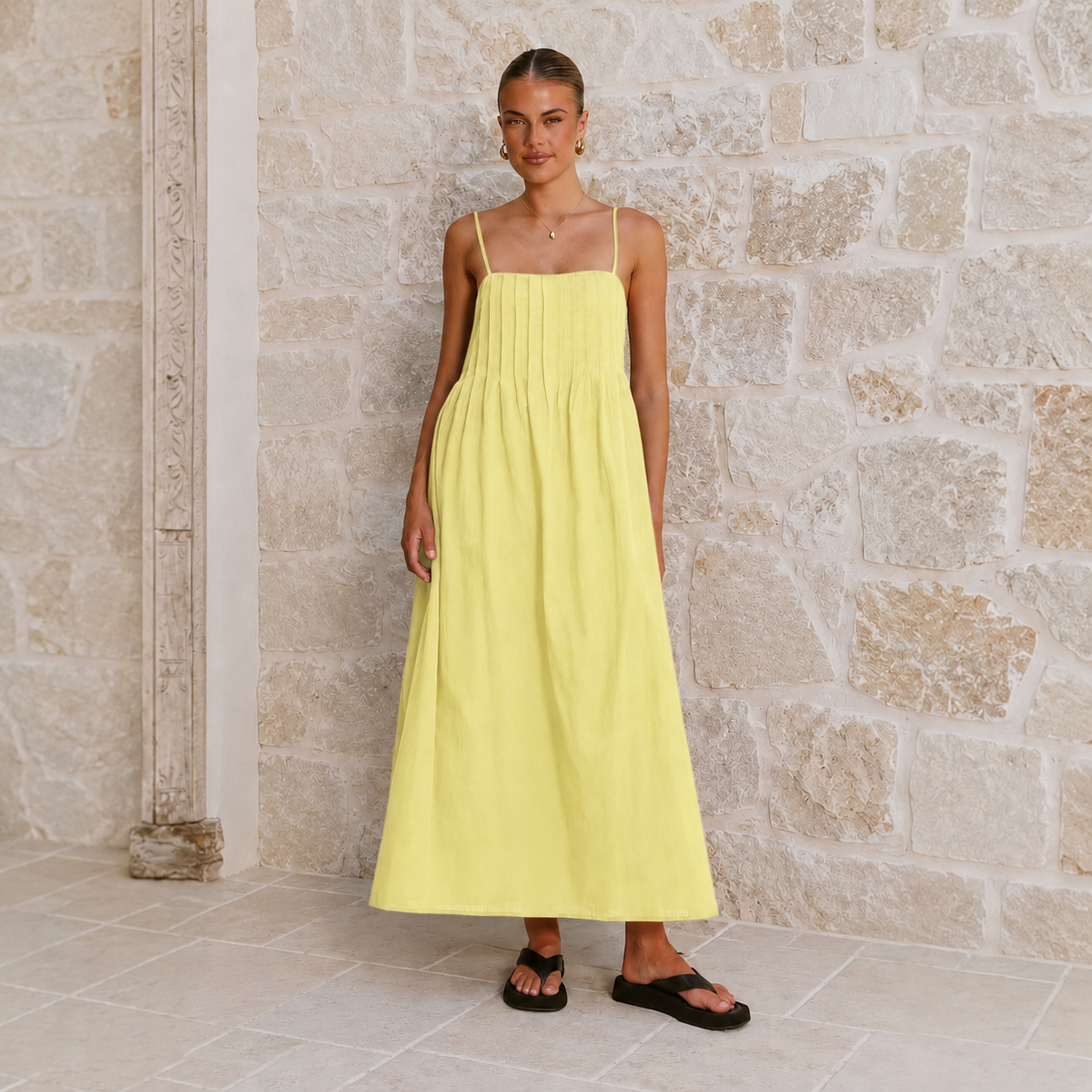 ✨Pleated Smocked-Back Spaghetti Strap Flowy Maxi Dress