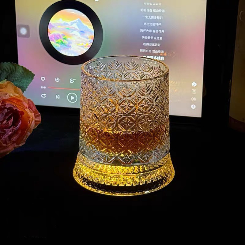 🔥 2026 Trend: The Kinetic Spin Whiskey Glass – Luxury One-Handed Relaxation for True Connoisseurs 🥃✨